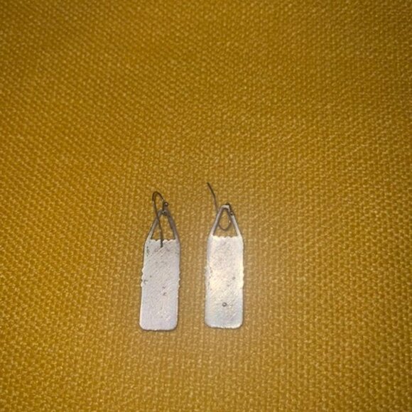 🎆 3 for $20 🎆 Silvertone dangle earrings with psychedelic swirl of colors - Picture 3 of 3